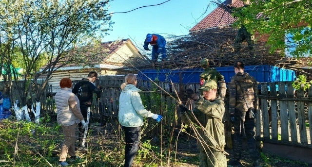 Радий Хәбиров Мөрәжәғәтнамәһе тураһында Ауырғазы районы Йәштәр секторы мөдире
