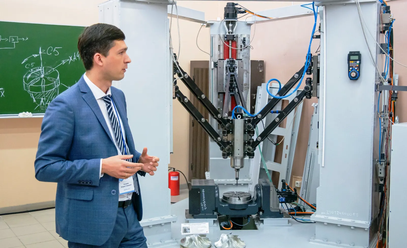 Өфө кампусы резидент индустриаль партнер менән техник эшҡыуарлыҡты үҫтерә