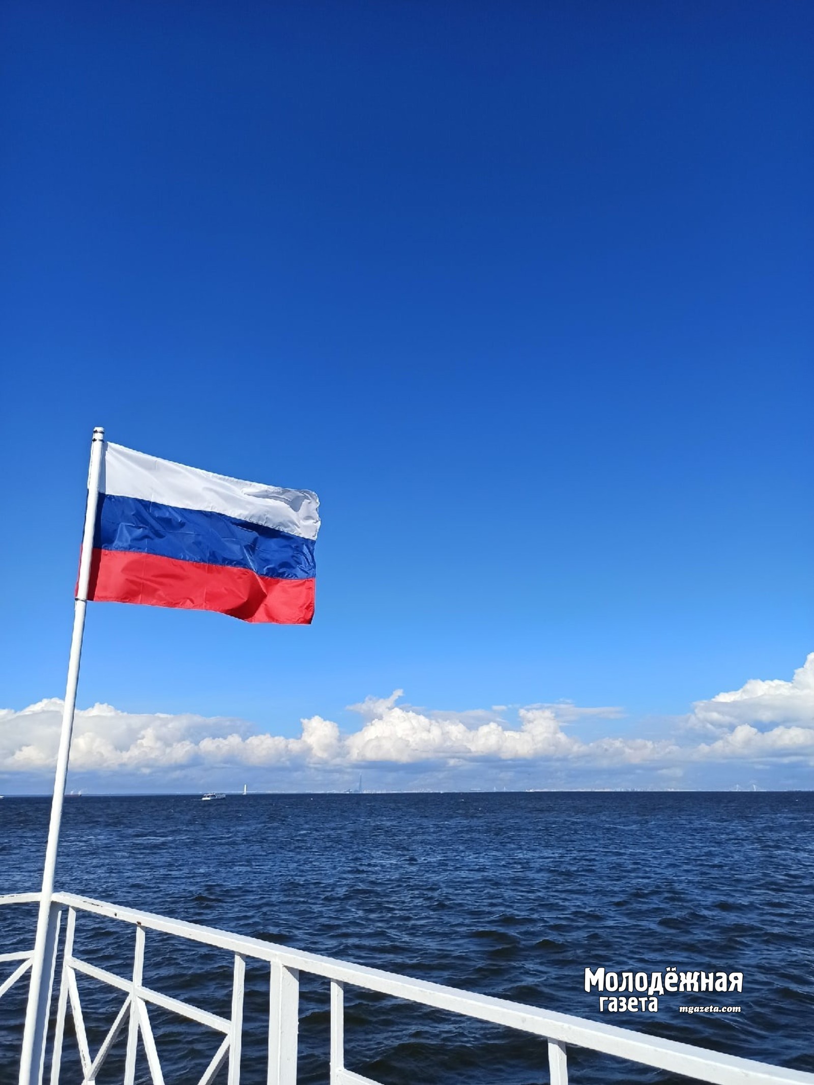 Өфө телебашняһы байрам иллюминацияһын ҡабыҙа