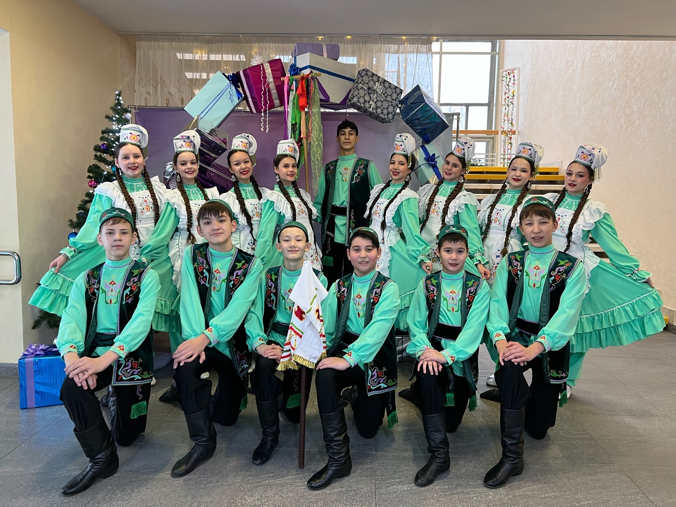 "Шатлыҡ" хореография ансамбле - Ауырғазы ғорурлығы!