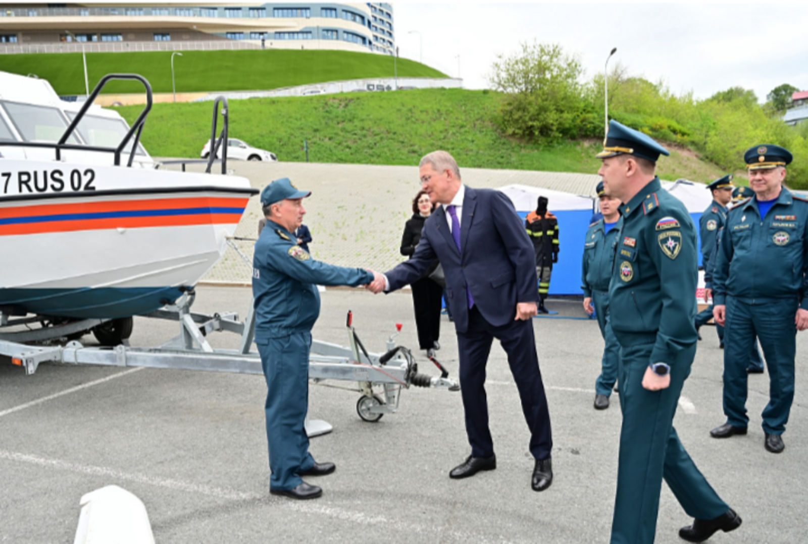 Радий Хабиров на открытии соревнований по пожарно-спасательному спорту