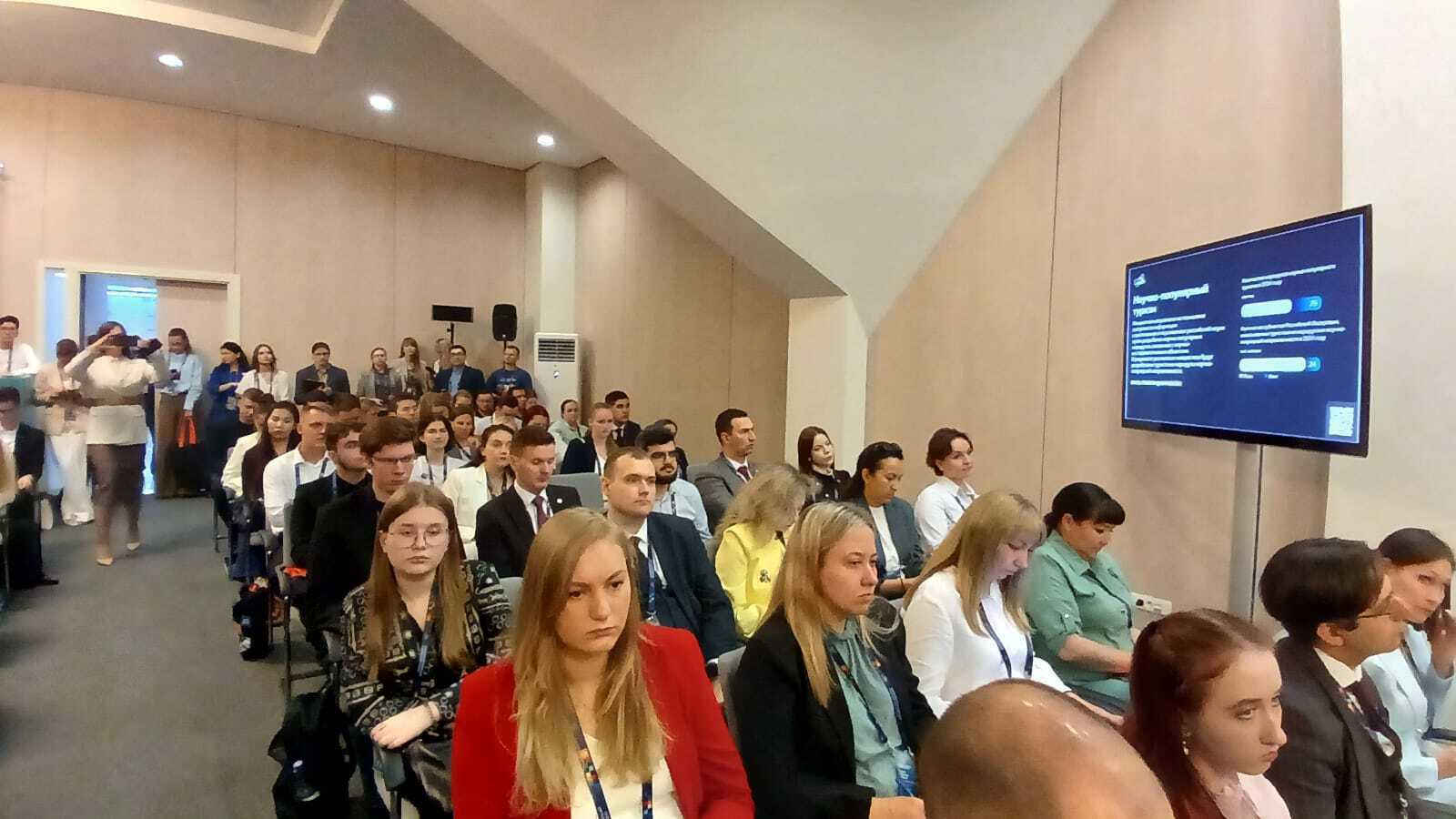 Фән һәм технологиялар ун йыллығы йәш ғалимдарға яңы мөмкинлектәр аса