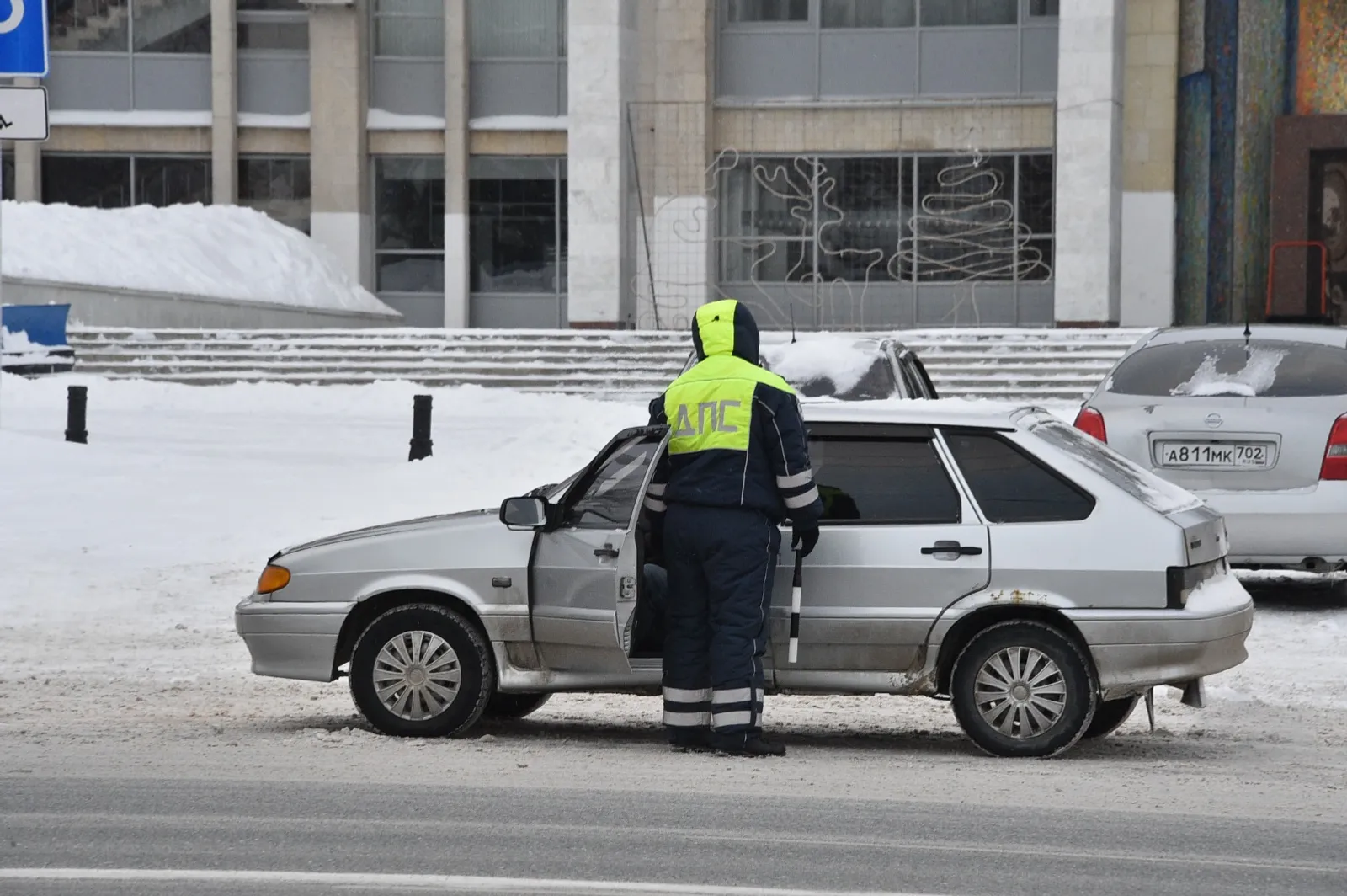 Юлда тиҙ ярҙамды нисек алырға?