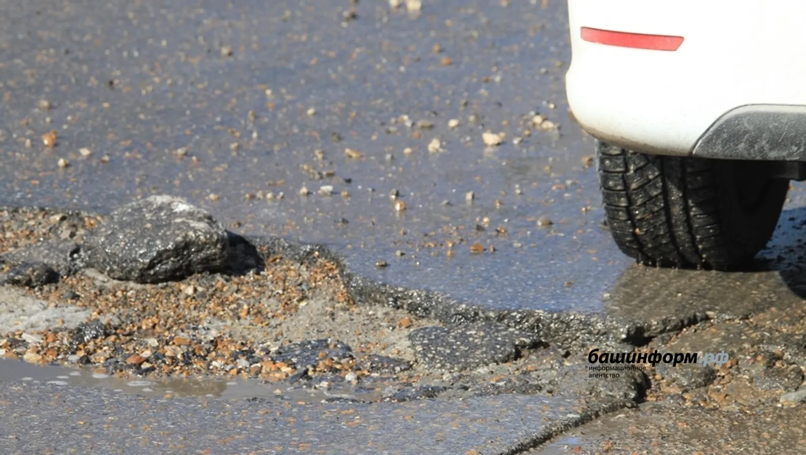 Хәүефле туҡталыш: ни өсөн еүеш юл ситендә туҡталмаҫҡа?