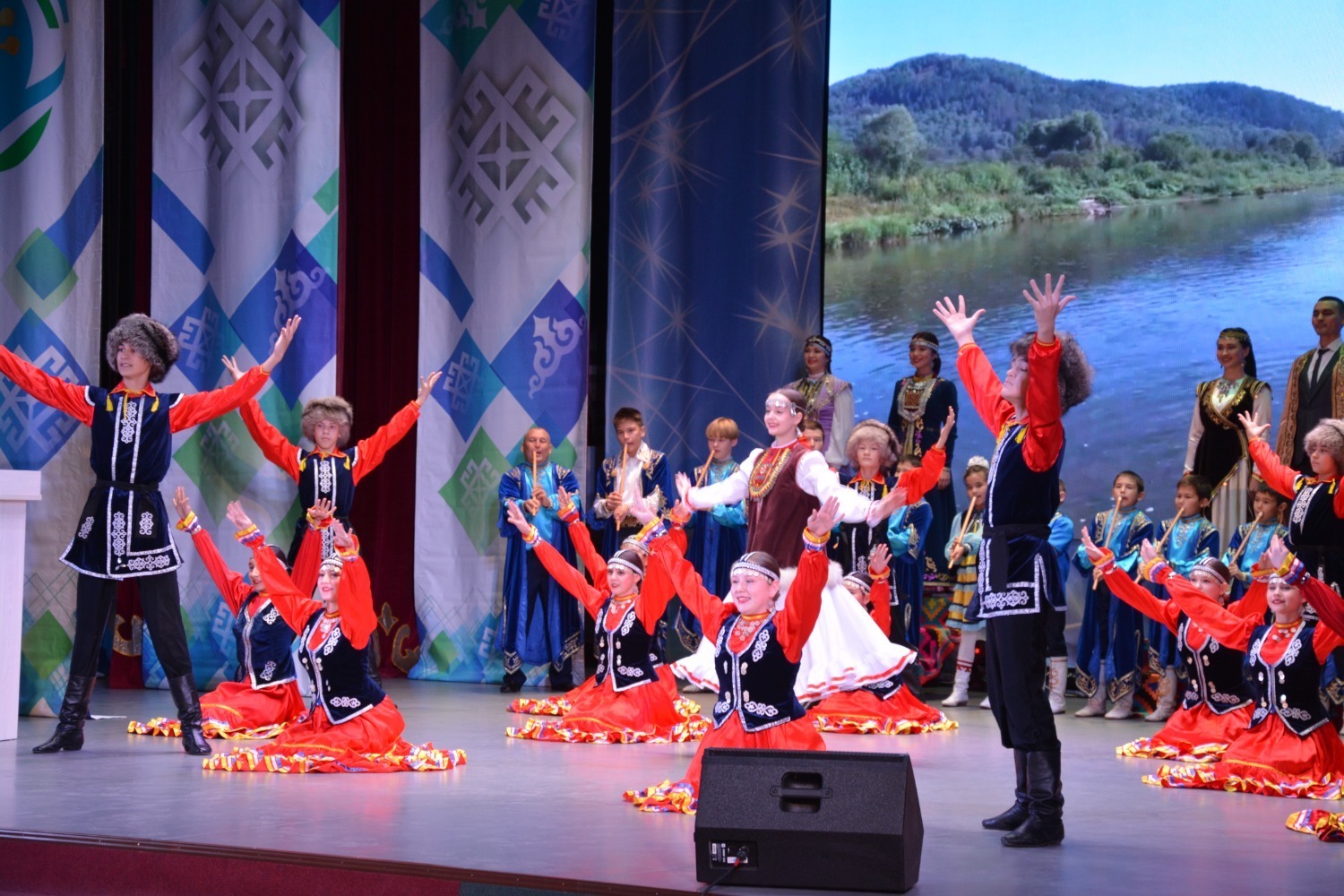 Ауырғазы районында Республика көнөн үткәрҙеләр