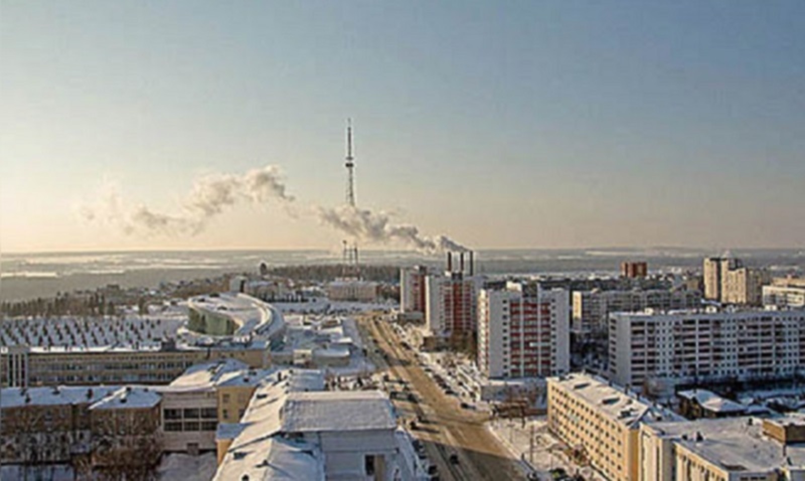 В Уфе подсветили телебашню в День памяти и скорби