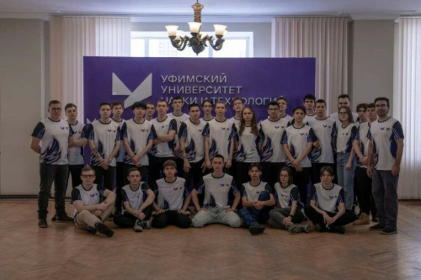 Өфө студенттар кампусы командаһы киберспорт буйынса ил лидерҙарын еңде