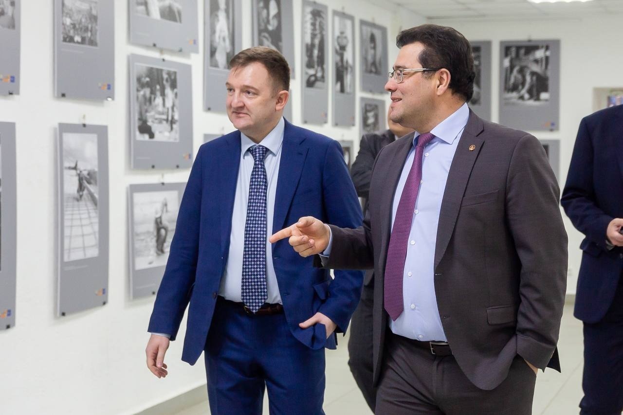 Александр Бугаев Өфөлә Аҡмулла исемендәге БДПУ-ла һәм кампуста булды