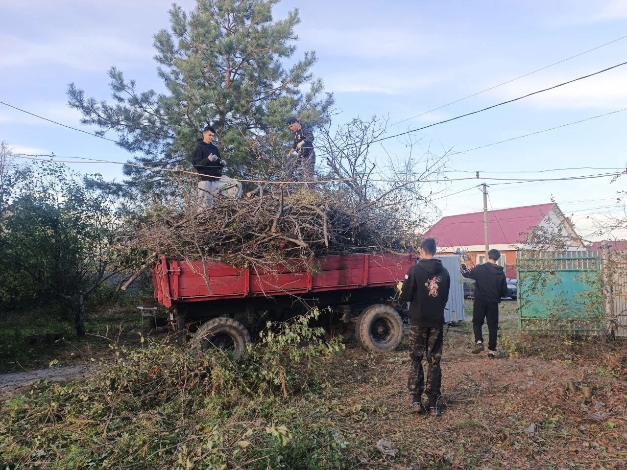 Радий Хәбиров Мөрәжәғәтнамәһе тураһында Ауырғазы районы Йәштәр секторы мөдире