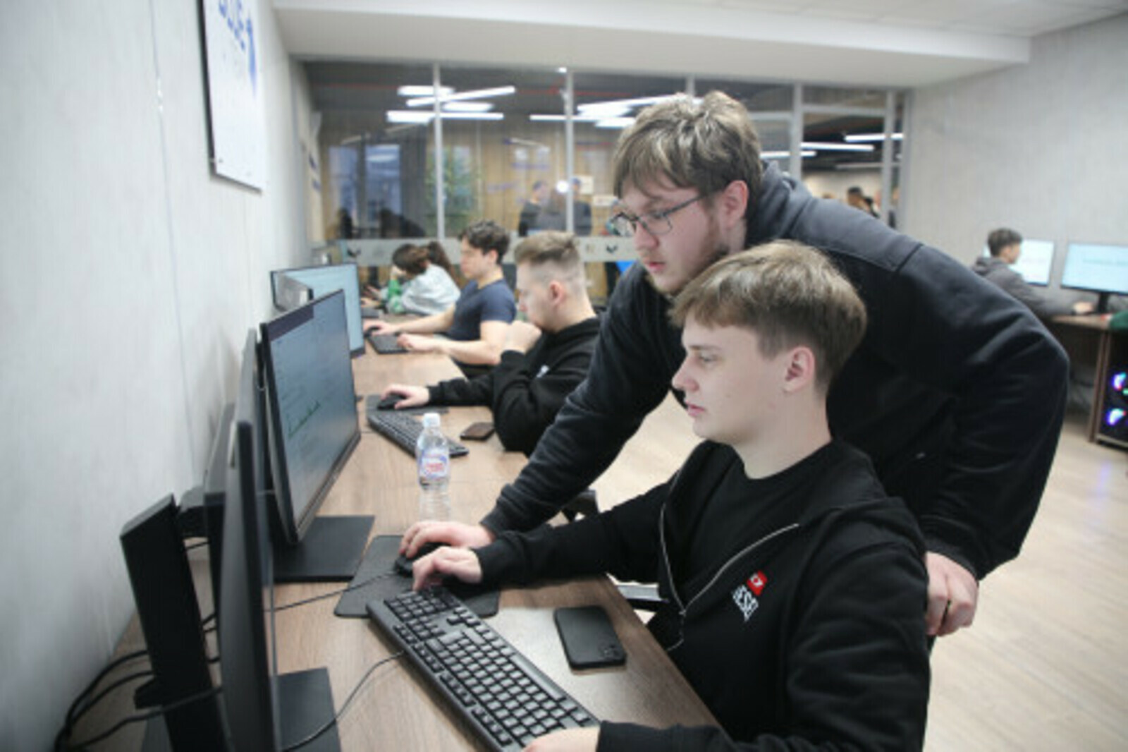 Өфө кампусы резиденты киберһөжүмдән һаҡлау өсөн белгестәр әҙерләй башланы