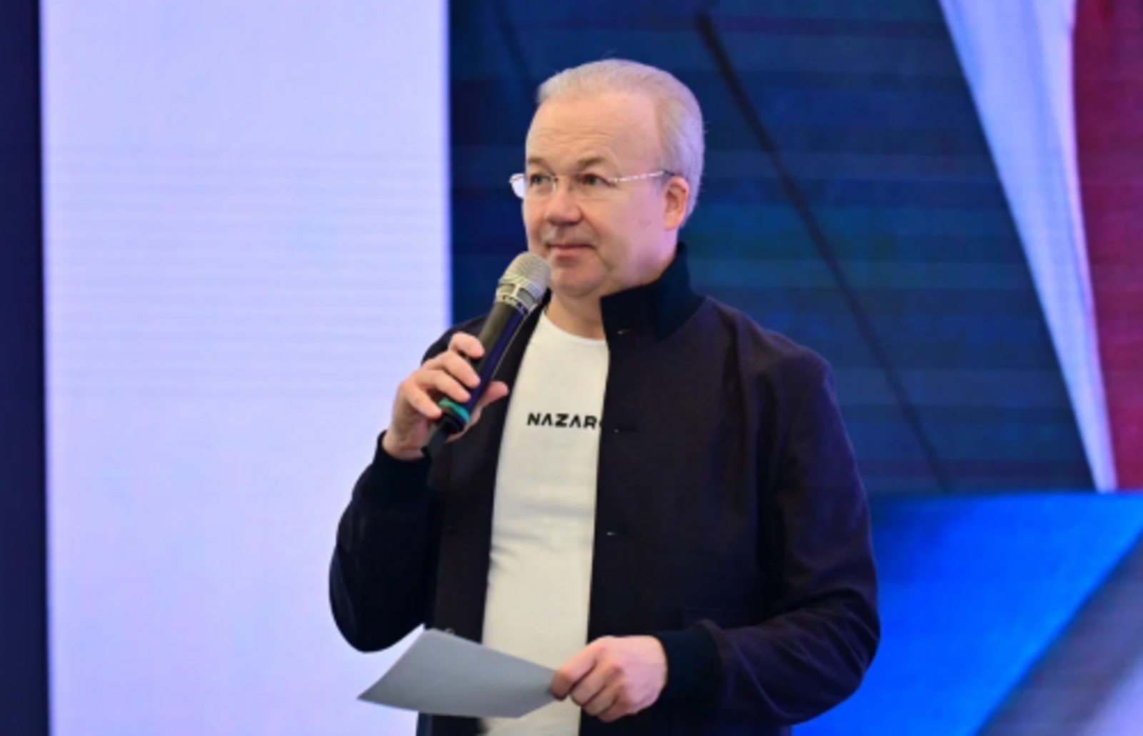 Андрей Назаров юғары уҡыу йорттары студенттары менән осрашты